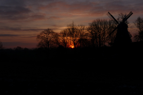 Sonnenaufgang bei der Sventana Mühle am 27-12-2014.